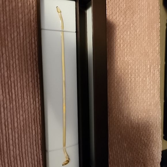 Solid 10k Gold Bracelet - Picture 12 of 15